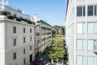 Lombardia40 Luxury Suites - Indah