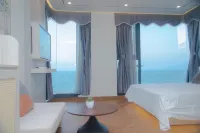 Y's Sea House Hotel