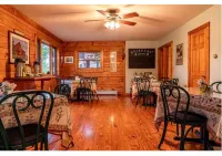 Point Au Roche Lodge Hotels in North Hero