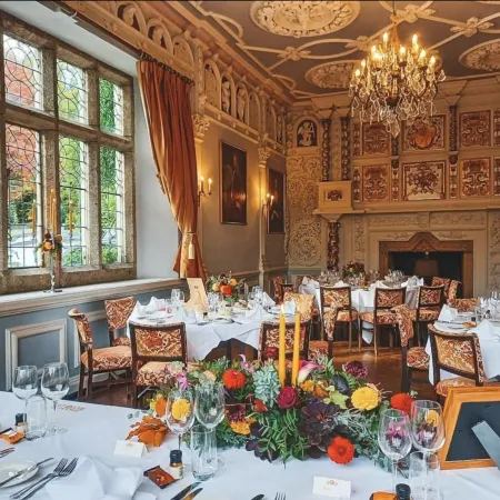 Lewtrenchard Manor Отели в г. Окхемптон