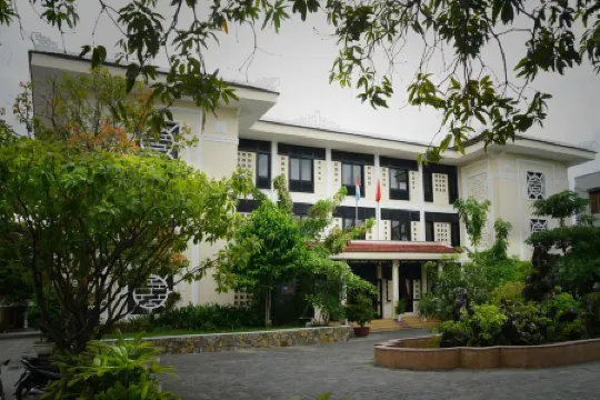 Villa Hue Hotel