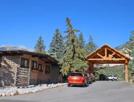 Mount Princeton Hot Springs Resort - parking