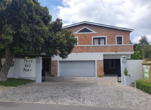 Port Del Mar Guesthouse