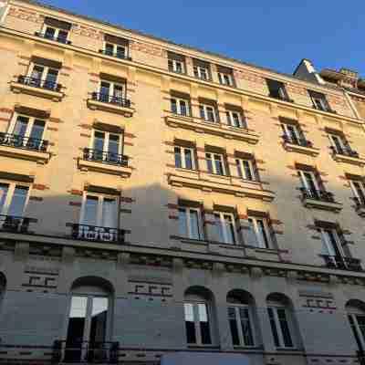 La Lumière de Paris Hotel Exterior