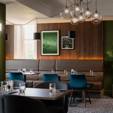 Holiday Inn FARNBOROUGH by IHG