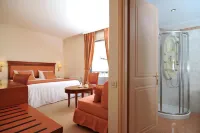 Athens Atrium Hotel & Jacuzzi Suites Hotels in Kallithea