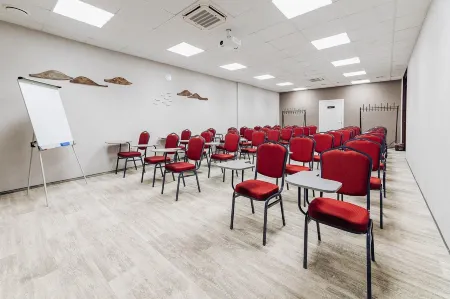 HUNNU (ХУННУ) Отели рядом с достопримечательностью «Музей истории города Улан-Удэ»