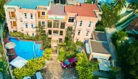 Hotel Amaranth - ที่มีสระว่ายน้ำ