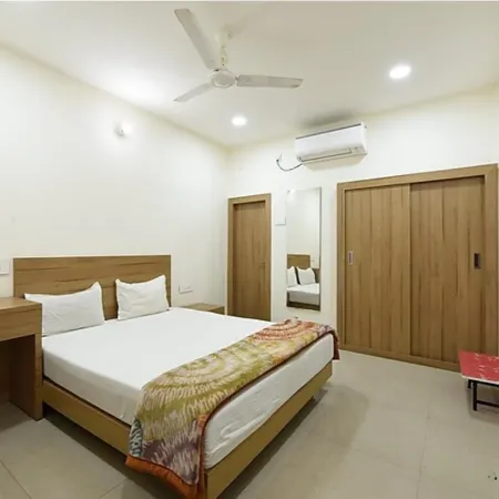 Hotel Mayur