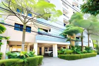 Grand Residence Ngamwongwan 19