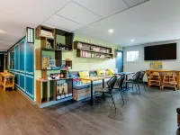 جريت هوتل بوردو فلويراك أرينا فنادق في Camblanes-et-Meynac