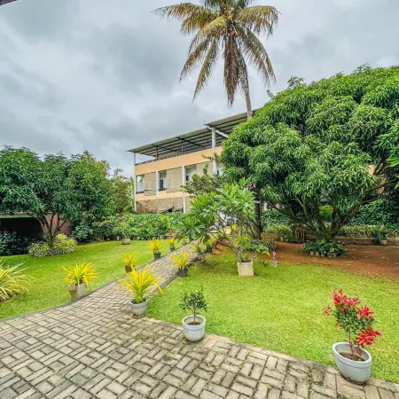 Sunrise Palace Negombo