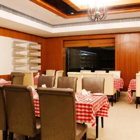 Hotel Lineage