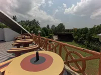 Binary Exotica Luxury Hotels & Resorts - bar