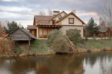 ГОРЯЧИЕ КЛЮЧИ Отели рядом с достопримечательностью «Музей деревянного зодчества и крестьянского быта в Суздале»