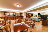 Andreolas Luxury Suites - 4-Star