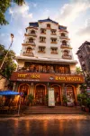 Raja Hotel Kalyan - Kitchens