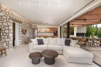 Anemones Villas by Omikron Selections
