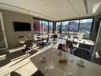 Logis Hôtel Restaurant Au Lion Rouge - Inns