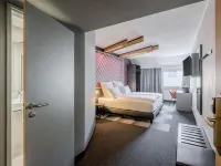 B&B HOTEL München-Schwabing Отели рядом с достопримечательностью «Швабинг»