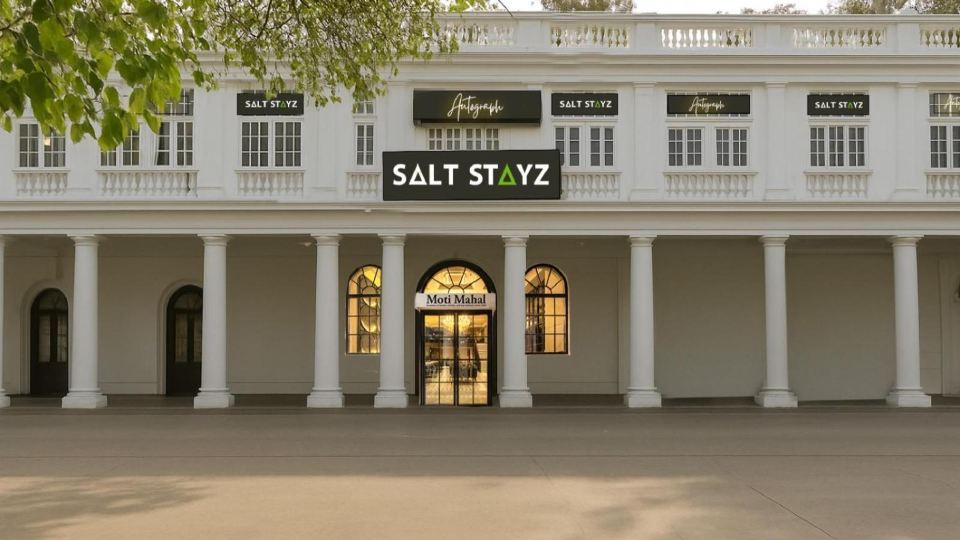 SALTSTAYZ AUTOGRAPH - CONNAUGHT PLACE