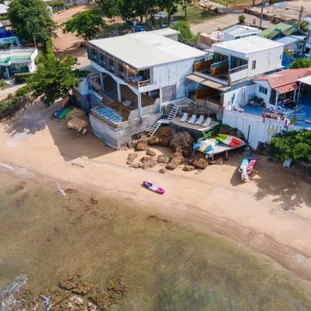 Akina Beach Resort KohLarn
