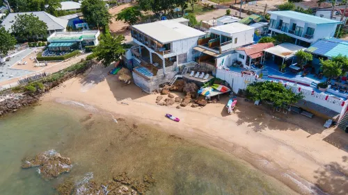Akina Beach Resort KohLarn - Beach