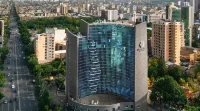 Doubletree by Hilton Yerevan City Centre Отели в г. 