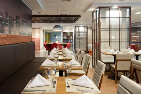 Tryp by Wyndham Sao Paulo Guarulhos Airport Отели рядом с достопримечательностью «Terminal M of Guarulhos International Airport»