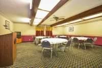 Days Inn by Wyndham Southern Hills/Oru Hotels in Glenpool