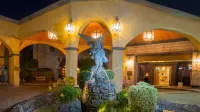 Holiday Inn Queretaro-Centro Historico Hotels near University Bookstore