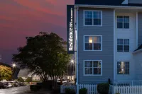 Residence Inn Little Rock فنادق في ليتل روك