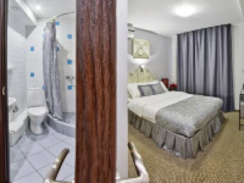 ジュコフ・オテリ オムスクのホテル