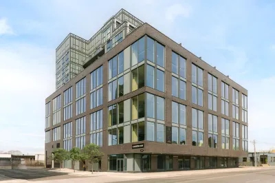 Sonder Artesa Apartments West Queen West Отели в г. Броктоне деревня