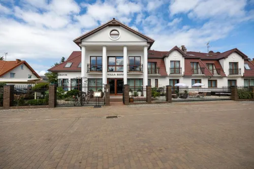 Villa Hoff Wellness & Spa Hotels in Rewal