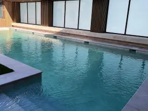 安薩雷斯酒店