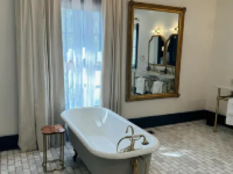 The Opal and West House Hotels in Shelby