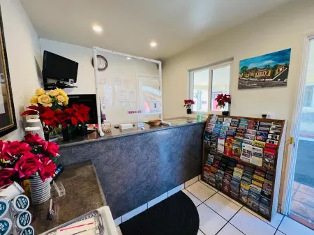 Town and Country Inn Отели в г. Мишен Каньон