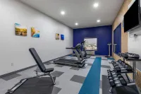 Comfort Suites - Gym