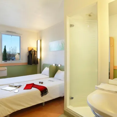 First Inn Hotel Hotels in Apt