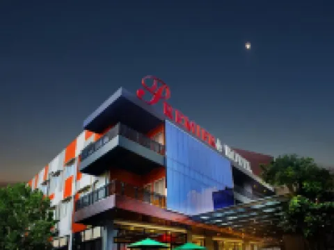 Premiere Hotel Tegal Hoteles en Tegal