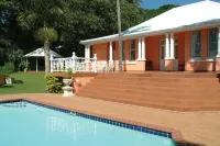 Sica's Guest House - ที่มีสระว่ายน้ำ