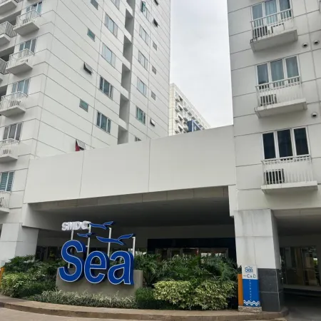 Sea Residences Moa-Eric Apartments