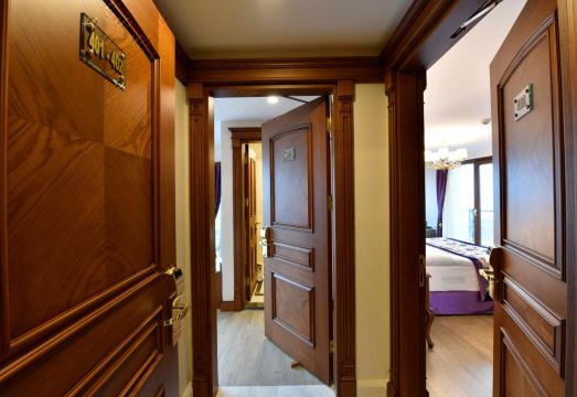 GLK Premier Sea Mansion Suites & Spa의 실내 스파 이미지