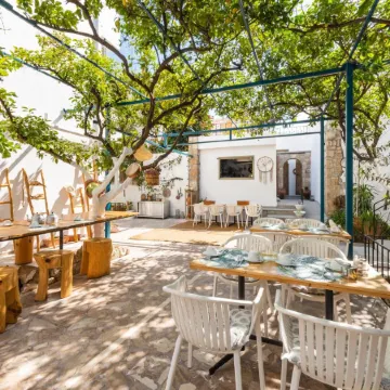 Lefka Hotel & Apartments