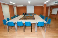 ホテル AHC カセレス