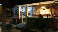 PoLaz (Bed 'n Brew) Hotel a North Bogor