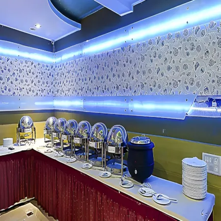 Hotel Panna Paradise-Just 600M Away from TajMahal