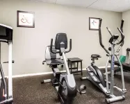 Quality Inn & Suites - Gym