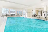 Hilton Garden Inn Roanoke Rapids - parking